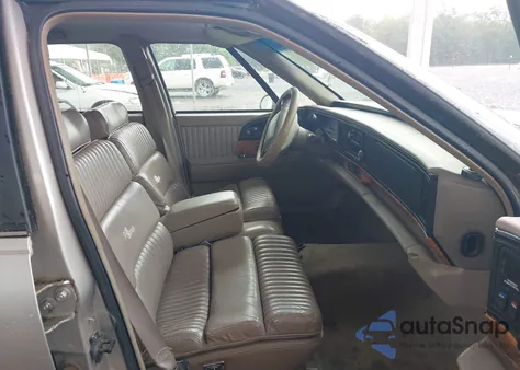 1996 Buick Park Avenue z USA, uszkodzony, nr VIN 1G4CW52K6TH631649